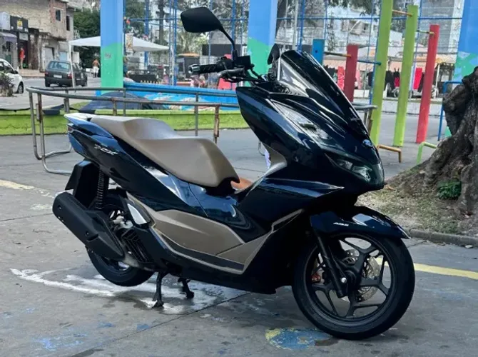 Honda Pcx Dlx 160cc 2025