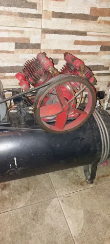 Conpressor