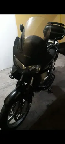 Vendo honda Varadero muito conservada e revisada!