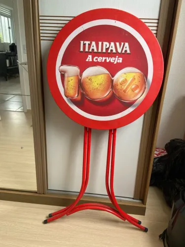 Mesa Alta Dobrável Vermelha