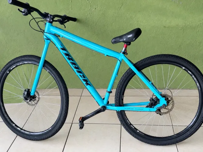 VENDE-SE BICICLETA ARO 29
