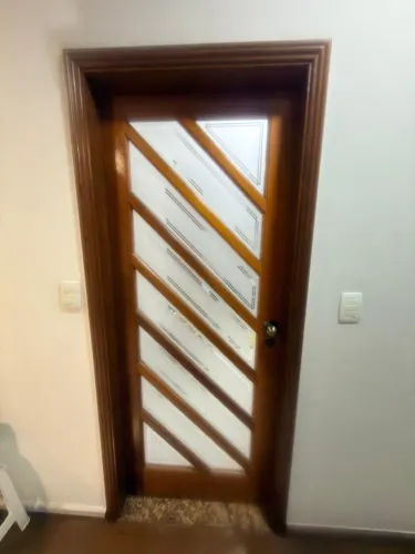 Porta de cozinha com vidro 
