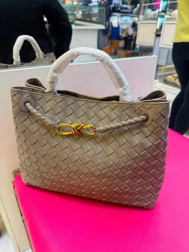 Bolsa bottega venetta andiamo