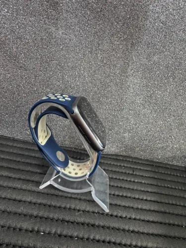 Apple Watch Series 4 - 44mm ( edição Nike )