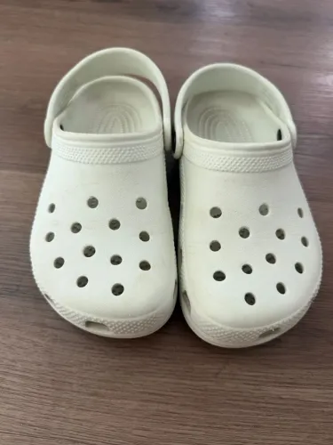 CROCS ORIGINAL NÚMERO J2. 32/33