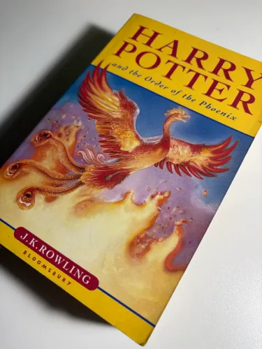 Harry Potter e a Ordem da Fênix - Capa Bloomsbury - versão em inglês, colecionador