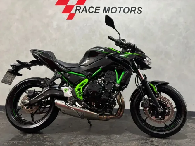 KAWASAKI Z650 ABS PRETO 2025