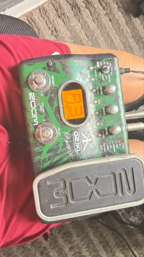 Pedaleira guitarra zoom G2.1KL