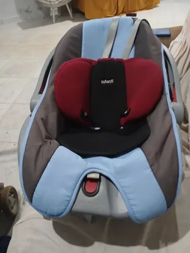 Bebê conforto