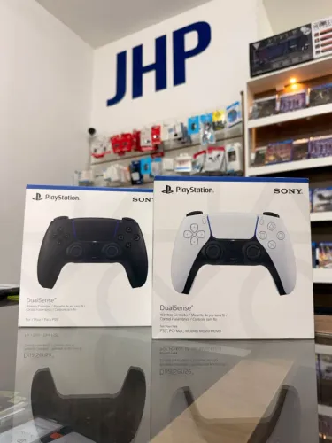 Controle Dualsense PS5 Branco/Preto - Parcelamento sem Juros, Loja Física