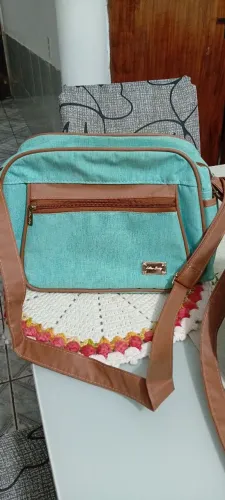 Vende-se bolsas saída maternidade