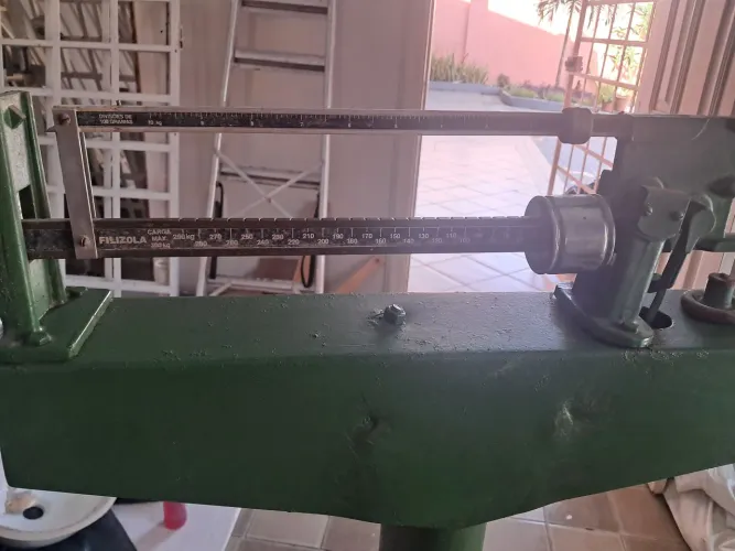 Balança Mecânica Filizola 300 kg - Plataforma / Frigorífico. R$ 1000 REAIS