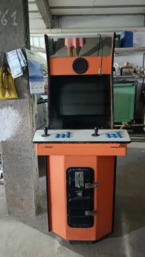 Vendo máquina de jogos
