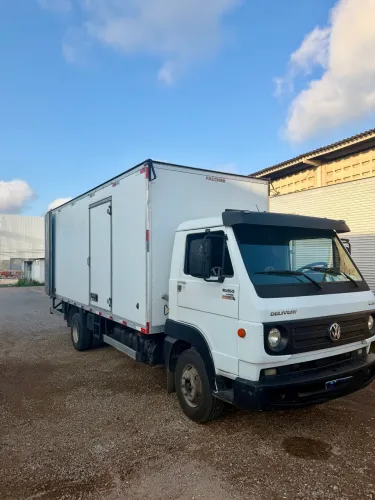 VW delivery 10-160
