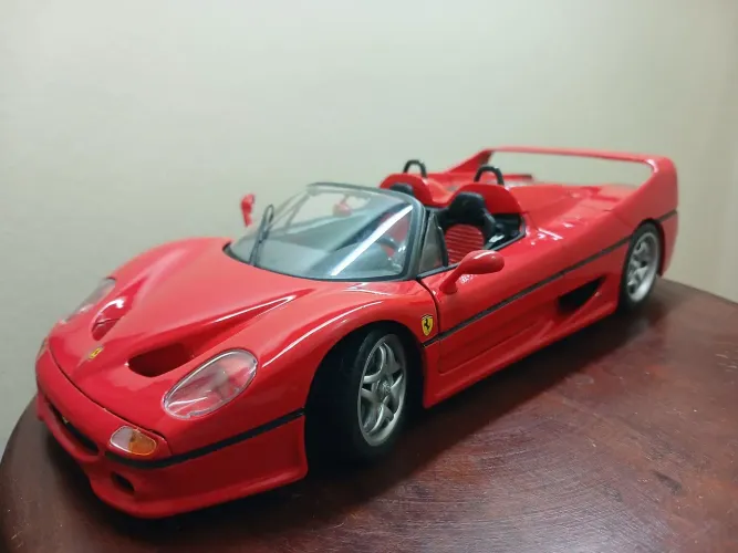 MINIATURA CARROS 1:18 BURAGO MAISTO SOLÍDO