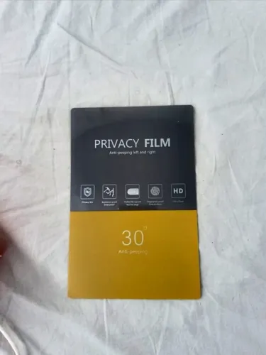 Película de privacidade Redmi 15C lacrada e uma capinha preta com menos de 1 semana de uso