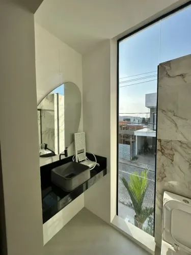 Imóvel para aluguel e venda tem 195 metros quadrados com 3 quartos em Mangueirão - Belém -