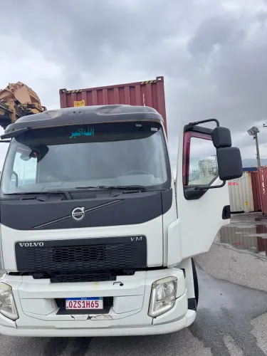 Volvo Vm330