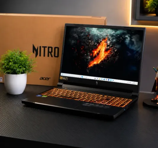  Notebook Acer Nitro V 15 ANV15-52-98KV i9 16GB 1TB SSD RTX 5060 8GB 15.6? Win11