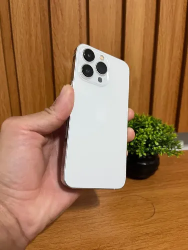 iPhone 13 Pro nunca aberto