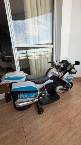 moto elétrica infantil modelo BMW R1200 RT Police (12V), um