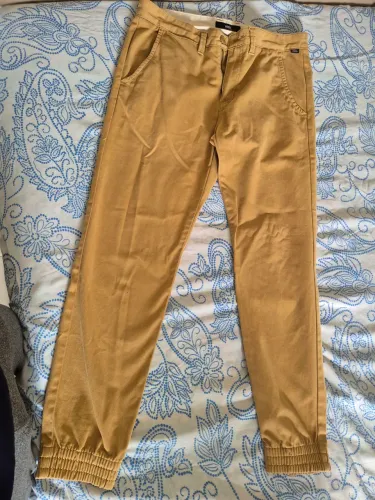 Calça Vans Jogger usada pouquíssimas vezes