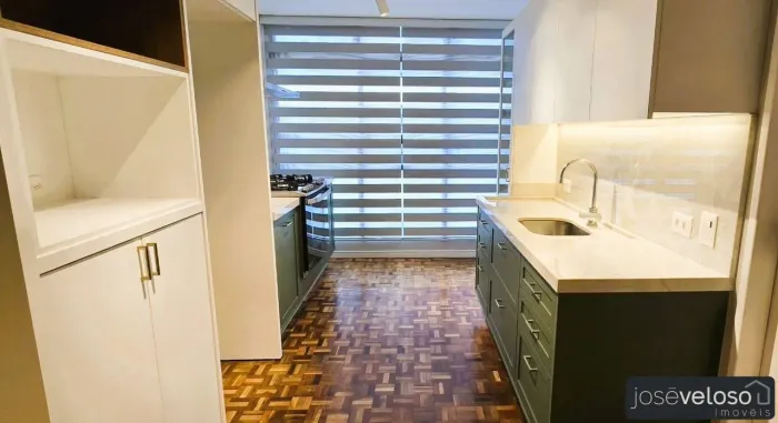 Apartamento com 2 dormitórios para alugar, 72 m² por R$ 3.500/mês - Batel - Curitiba/PR
