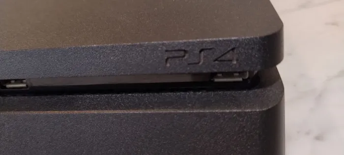 PlayStation 4 com 1 tera