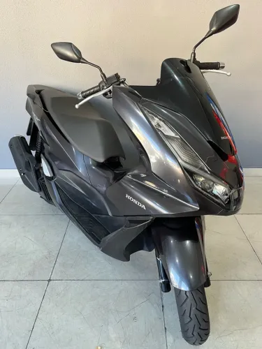 PCX 160 mais nova do mercado 1.600 km
