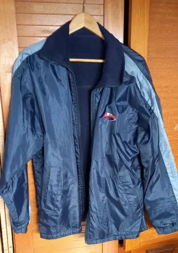 Jaqueta nylon reversível usada