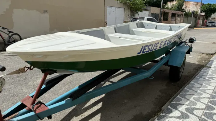 BARCO DE FIBRA REFORÇADO + CARRETINHA