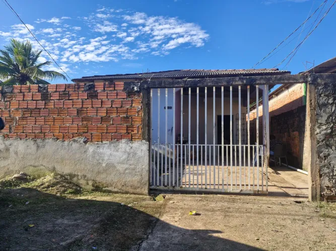 Vende-se casa loteamento Açaí
