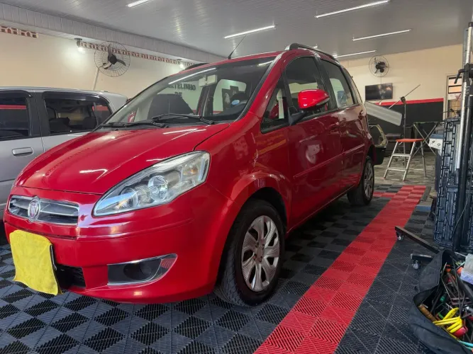 Fiat Idea Attractive 1.4 Fire Flex 8V 5P 2014