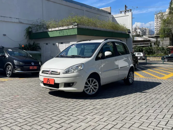 Fiat Idea Essence 1.6 Flex 16V 5P 2016