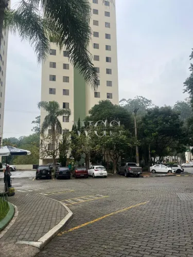 Apartamento à venda com 02 dormitórios, 01 vg no Condomínio Guarapiranga Park - Jardim das