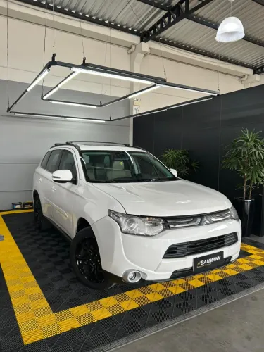 Mitsubishi Outlander 3.0/ GT 3.0 V6 Aut. 2015
