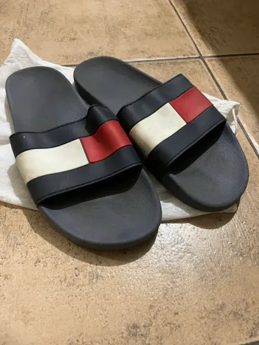 Chinelo Tommy Hilfiger tamanho 41 