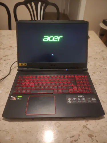 Notebook Acer Nitro Ryzen 7 Geforce 16GB SSD 512GB nvme roda tudo! Estado de novo troco