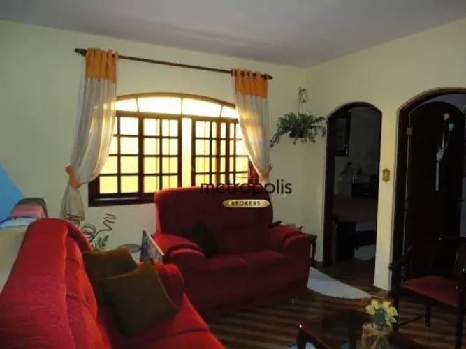 Sobrado com 3 dormitórios à venda, 232 m² por R$ 580.000,00 - Vila Linda - Santo André/SP