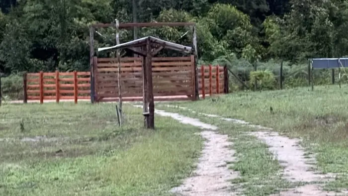 Sitio no rio preto da Eva  manaus 