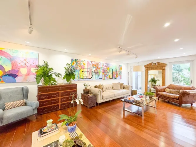 Aluguel Casa 4 Dormitórios - 485 m² Jardim América
