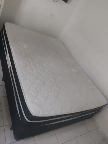 Cama box casal/ 1.90x 1.40