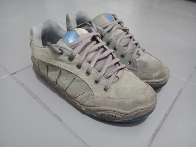Tenis reef número 43 