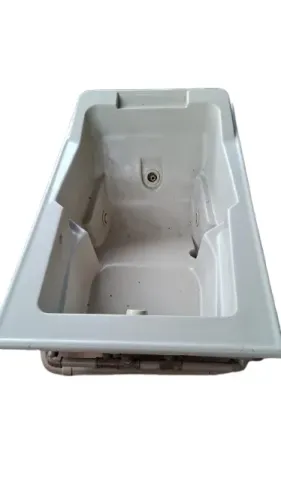Banheira Individual  C/hidro E Aquecedor!!! Oportunidade.