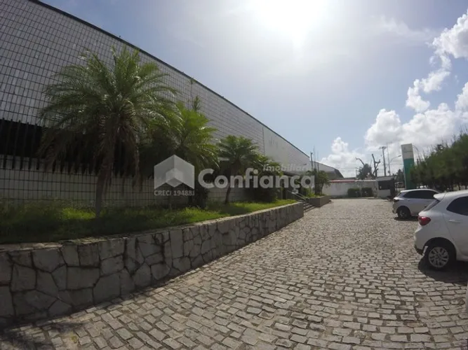 Prédio e Galpão Industrial à Venda na Barra do Ceará em Fortaleza/CE