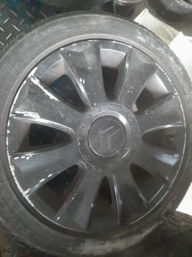 Roda aro 16 Citroen C4 preta original 4x108 usadas 