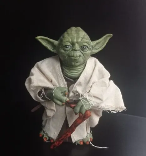 Yoda Start Wars 12cm Com Acessórios