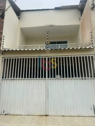 Prédio no Savóia Mobiliado