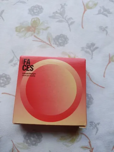 Po bege claro com estojo novo vd troco