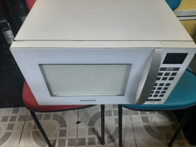Vendo microondas Panasonic 23 litros
